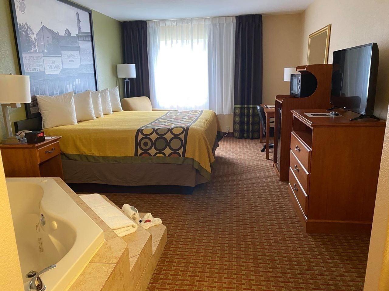 Super 8 By Wyndham Great Bend Hotel Exterior photo