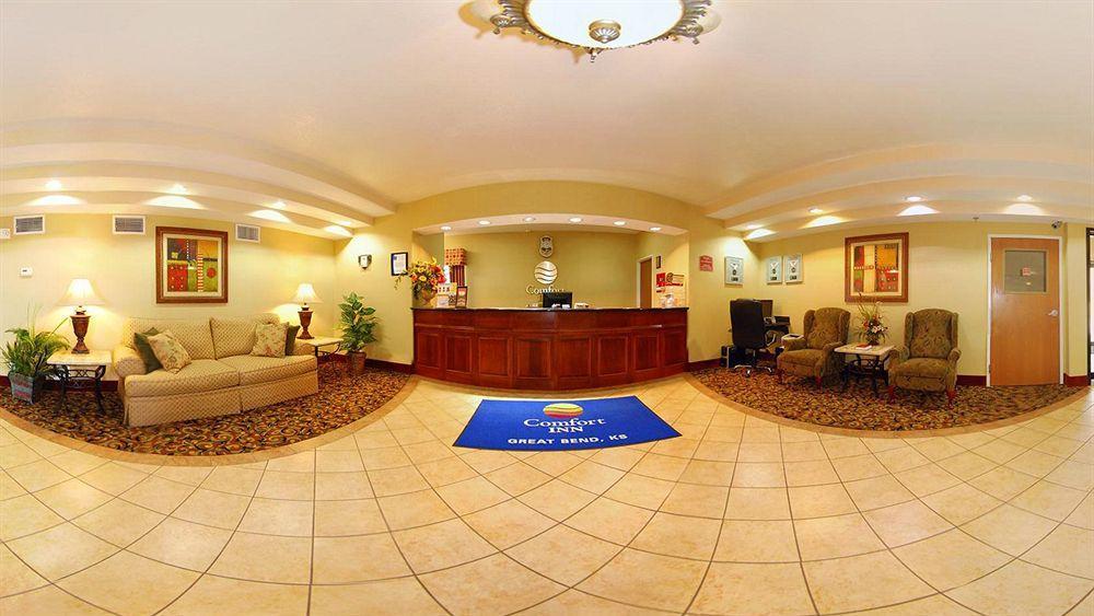 Super 8 By Wyndham Great Bend Hotel Exterior photo